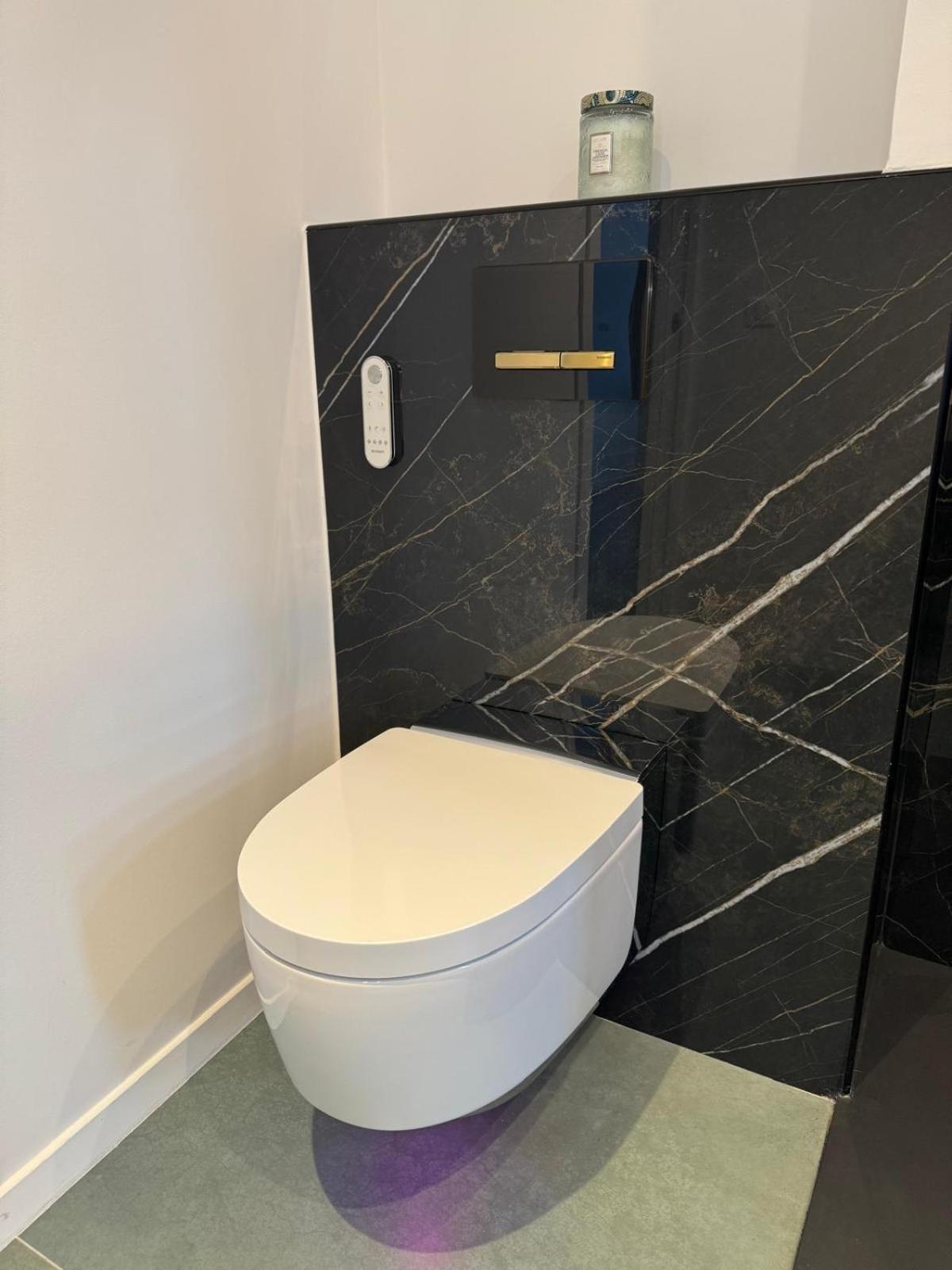Modern Green & White - Apartments T3 60M2 Annecy - Parking Prive - Wifi - Netflix Zewnętrze zdjęcie